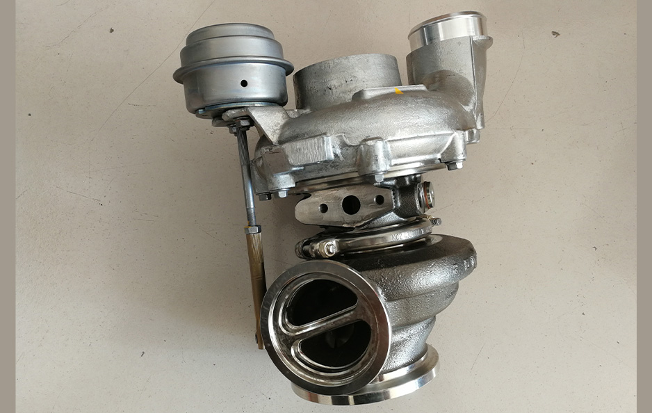 宝马 X5/X6 S63 4.4T