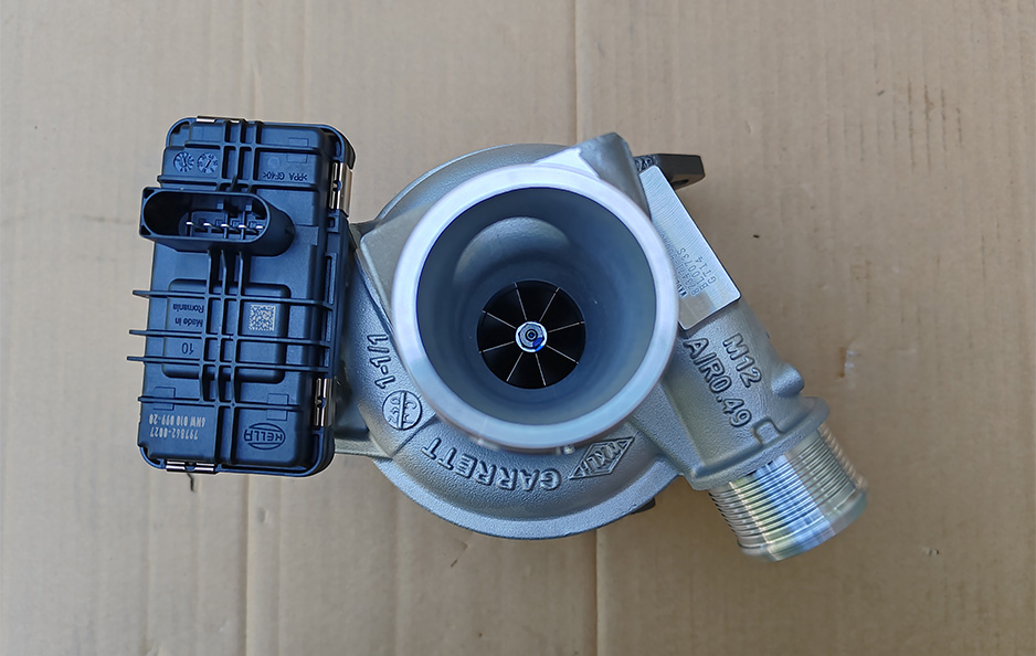 大通 V80 国六2.0T