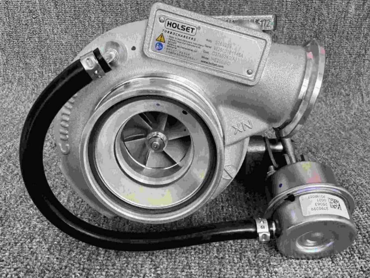 Dongfeng QSB 160HP universal valve